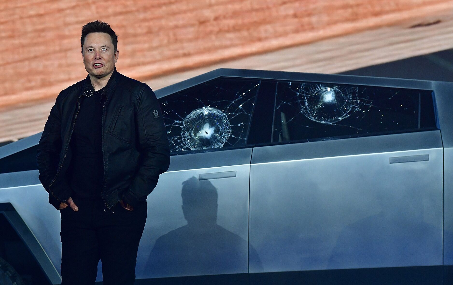 As coronavirus pandemic worsens, Elon Musk makes good on ventilator promise 1