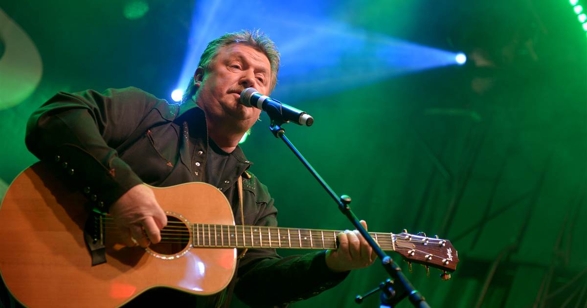 Country music star Joe Diffie dies of coronavirus at 61 1