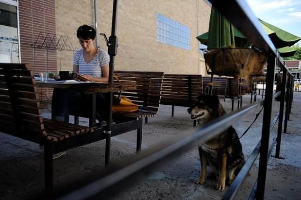 Coronavirus response begins to draw partisan pushback in Colorado, D.C. 1