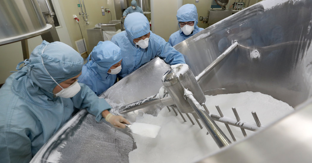 Man Fatally Poisons Himself While Self-Medicating for Coronavirus, Doctor Says 1