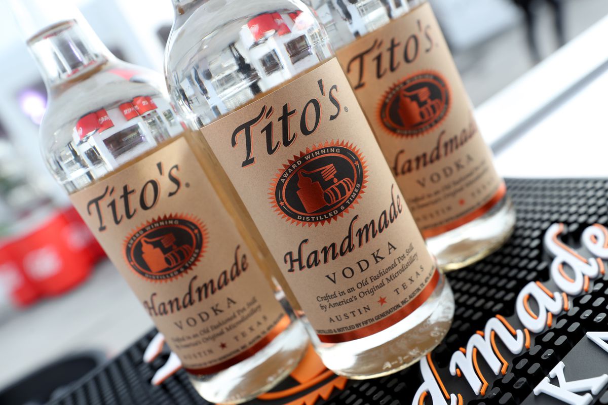 Tito’s vodka will make hand sanitizer during coronavirus pandemic 1 Tito’s vodka will make hand sanitizer during coronavirus pandemic 1