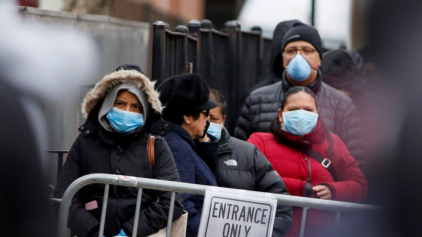 New York Struggles With Coronavirus, U.S. Deaths Top 1,000 1