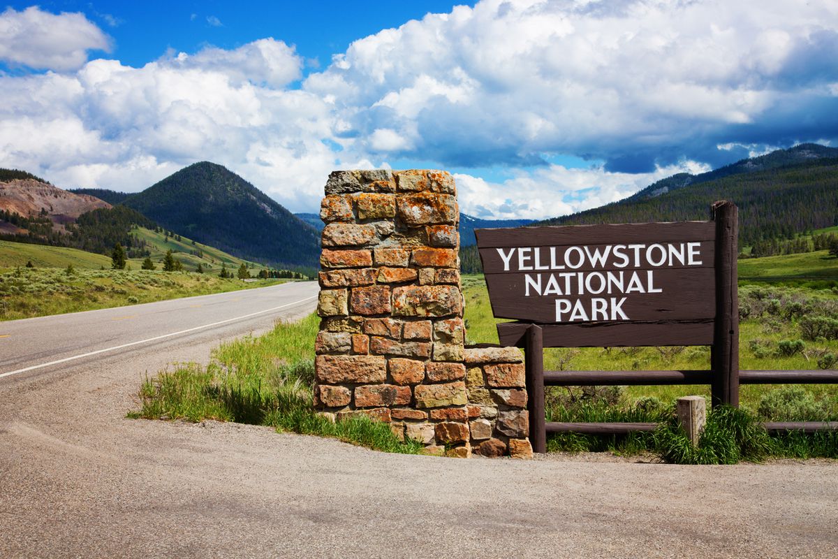 Yellowstone among several National Parks closed over coronavirus restrictions 1