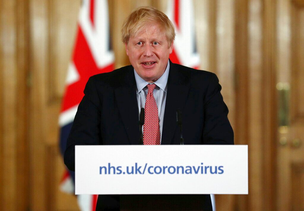 Britain asking 65,000 retired nurses and doctors to return to work to help fight coronavirus 1