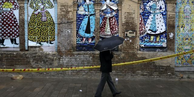 Iran rejects international humanitarian aid despite coronavirus death toll 1