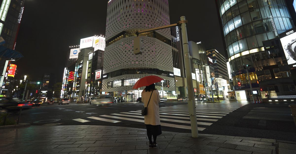 Spike in number of Tokyo’s coronavirus infections raises questions 1
