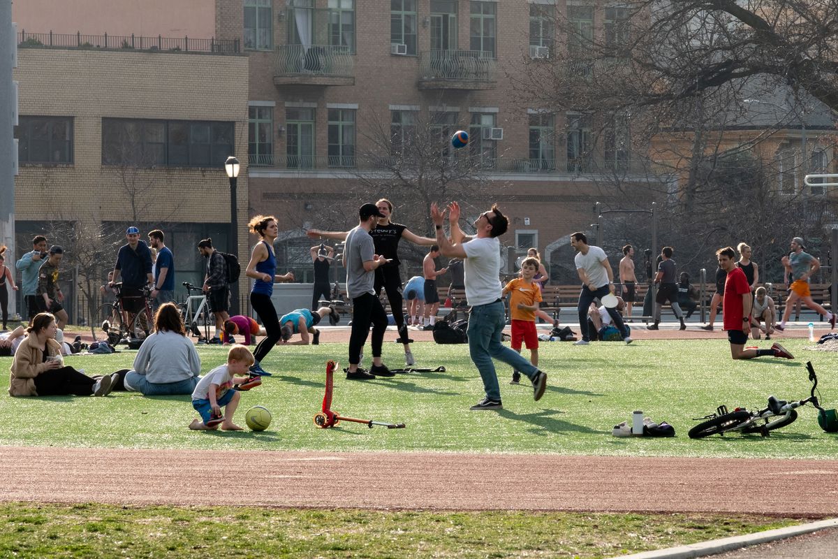 Use parks responsibly, or else: During the coronavirus crisis, social distancing is essential everywhere 1