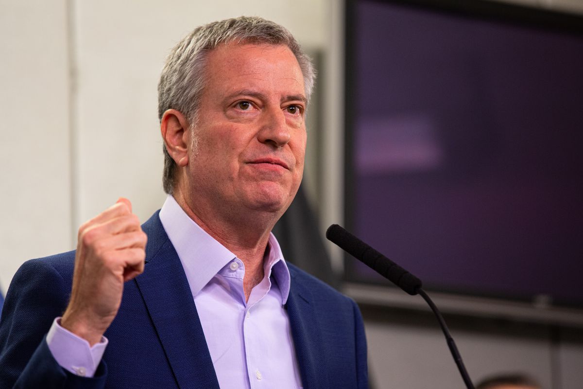 Amid coronavirus crisis, NYC Mayor de Blasio calls on feds to help city hospitals 1 Amid coronavirus crisis, NYC Mayor de Blasio calls on feds to help city hospitals 1