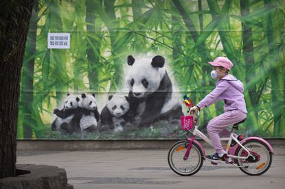 China to lift lockdown on city of Wuhan more than two months after coronavirus outbreak 1