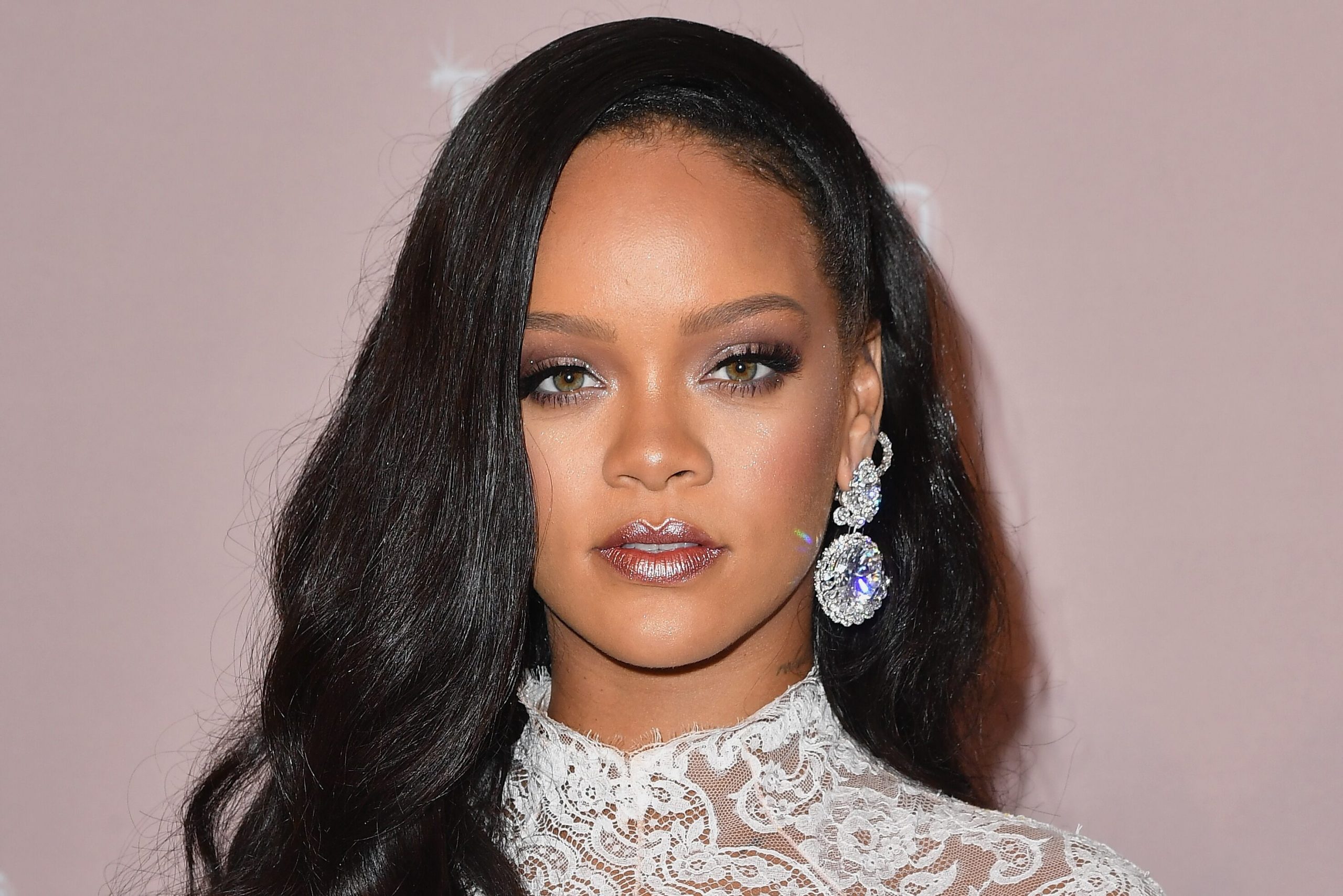 Rihanna donates $5M to coronavirus relief through Lionel Clara foundation 1 Rihanna donates $5M to coronavirus relief through Lionel Clara foundation 1