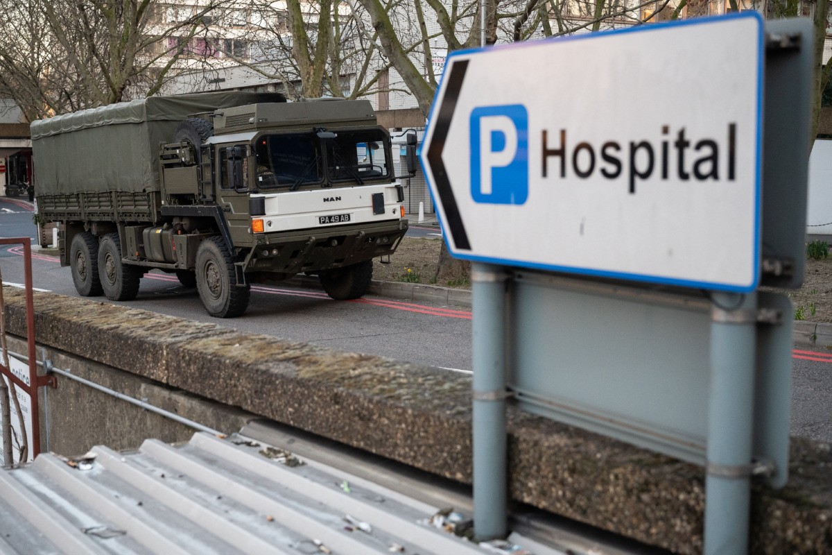 PICTURES: Army Delivers Supplies to Hospital During Coronavirus Lockdown 1