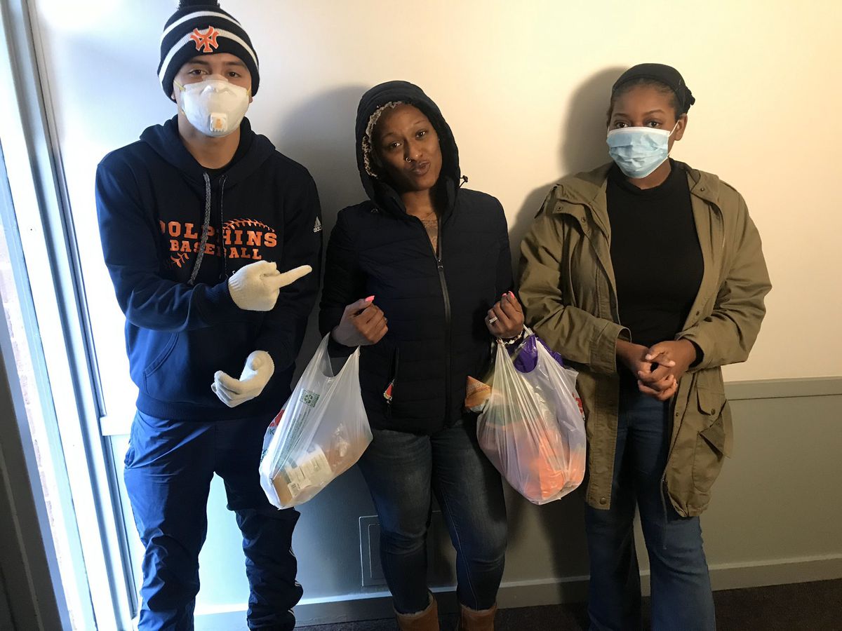Neighbors aid neighbors during coronavirus pandemic: ‘Sometimes just that little bit will help’ 1