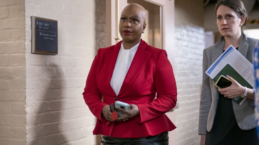 Massachusetts Representatives Ayanna Pressley, Seth Moulton show symptoms of coronavirus 1