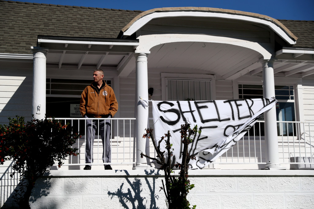 Fearing coronavirus, homeless activists occupy 11 empty Caltrans homes along failed 710 freeway extension 1
