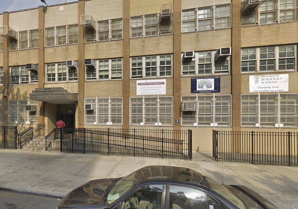 Two NYC Education Dept. employees who shared building with principal who died of coronavirus also hospitalized: sources 1