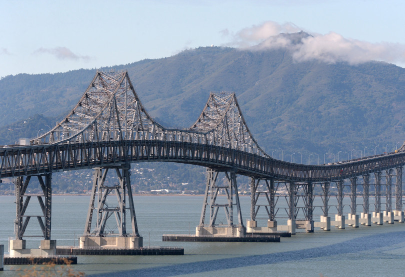 Marin closes parks as crowds defy coronavirus order 1