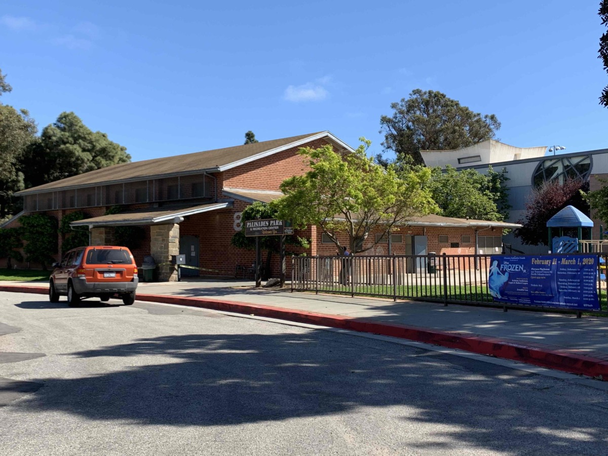 Photos: L.A Turns Residential Recreation Centers into Homeless Shelters During Coronavirus 1