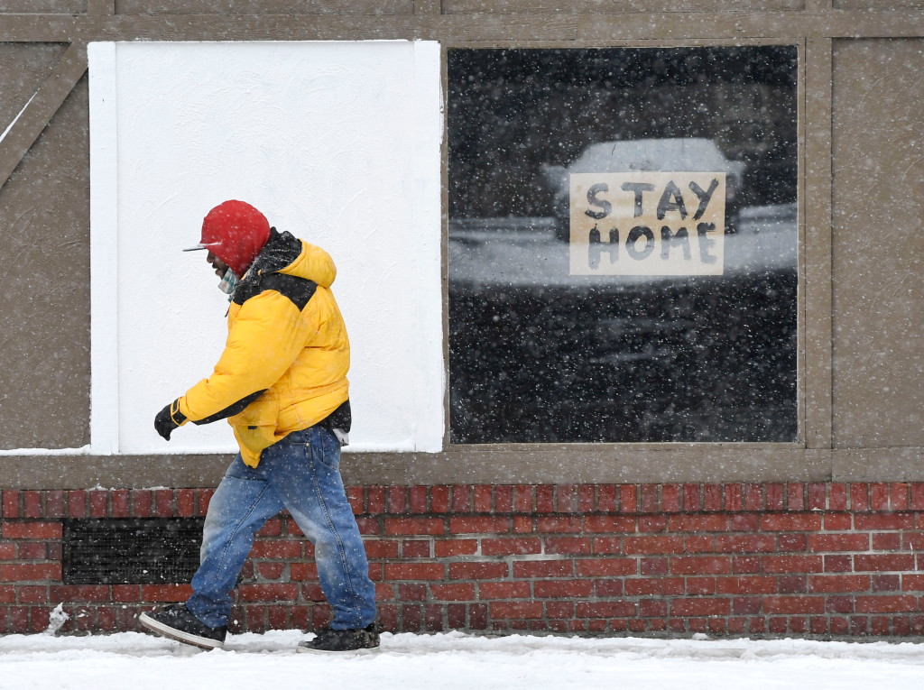 100,000 coronavirus tests expected at Denver airport in the coming days 1