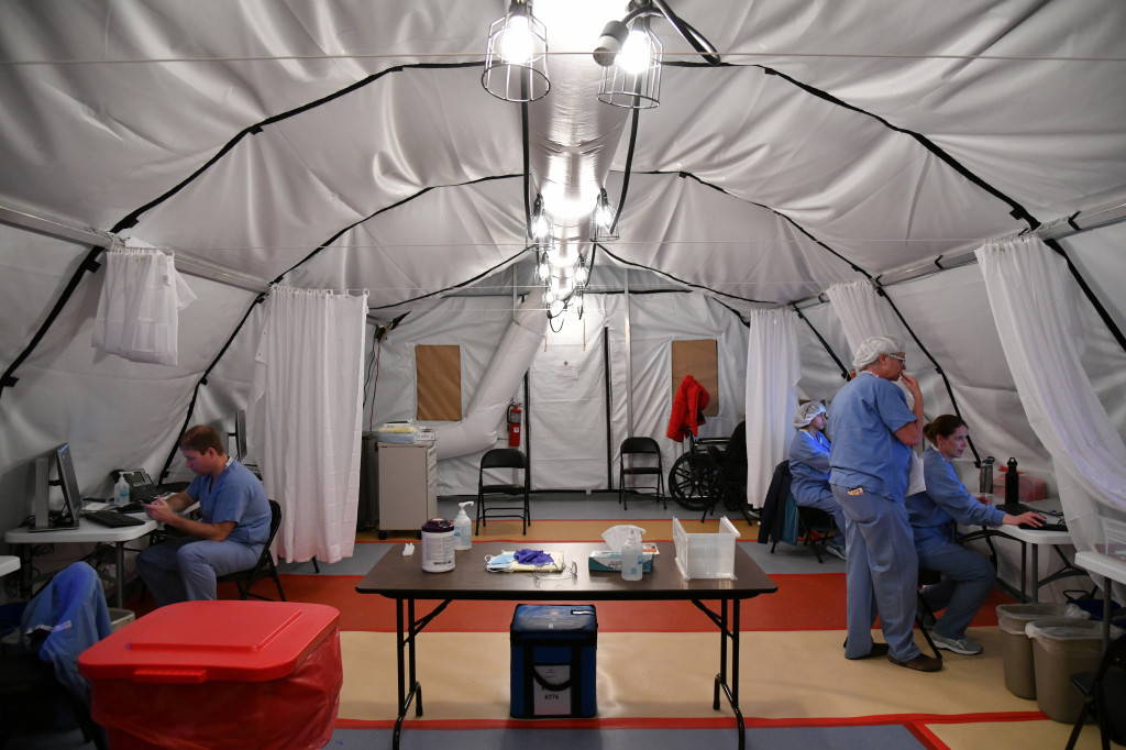 Colorado’s coronavirus deaths reach 80 as total hospitalizations surpass 600 1