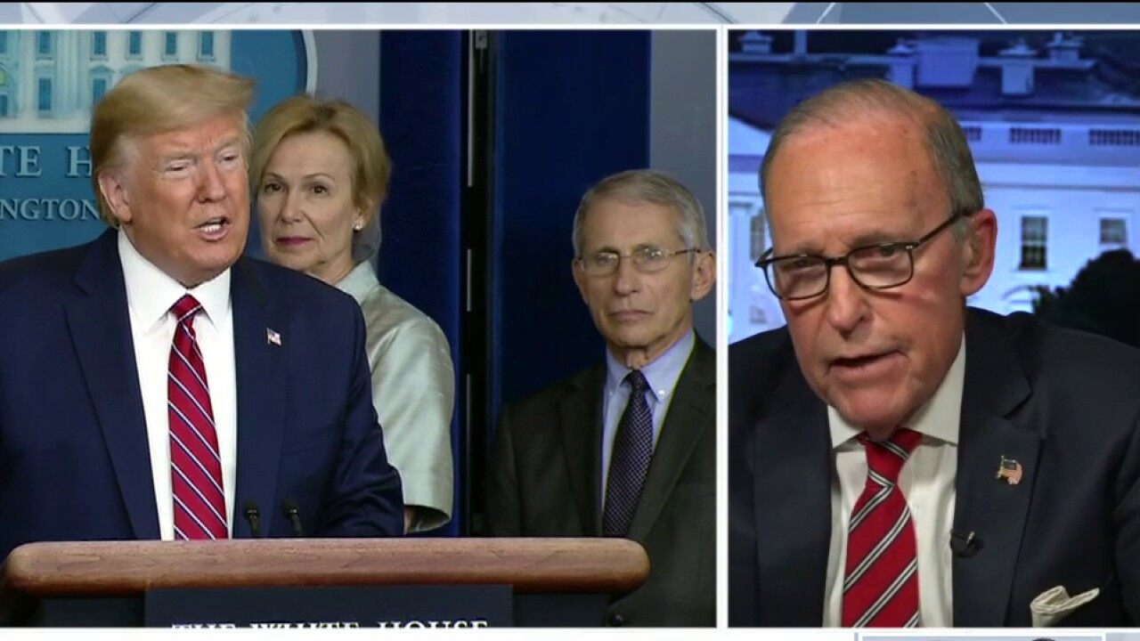 Oregon Dem Wyden warming to GOP plan for coronavirus relief checks, Kudlow says 1