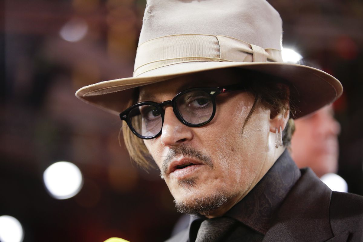 Johnny Depp’s libel suit against British newspaper paused by coronavirus crisis 1