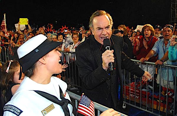 Neil Diamond updates 'Sweet Caroline' into coronavirus PSA 1