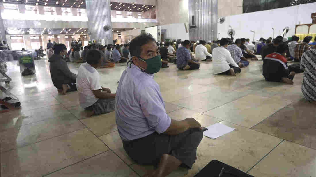 Indonesia's Capital Declares State Of Emergency To Halt Coronavirus Spread 1
