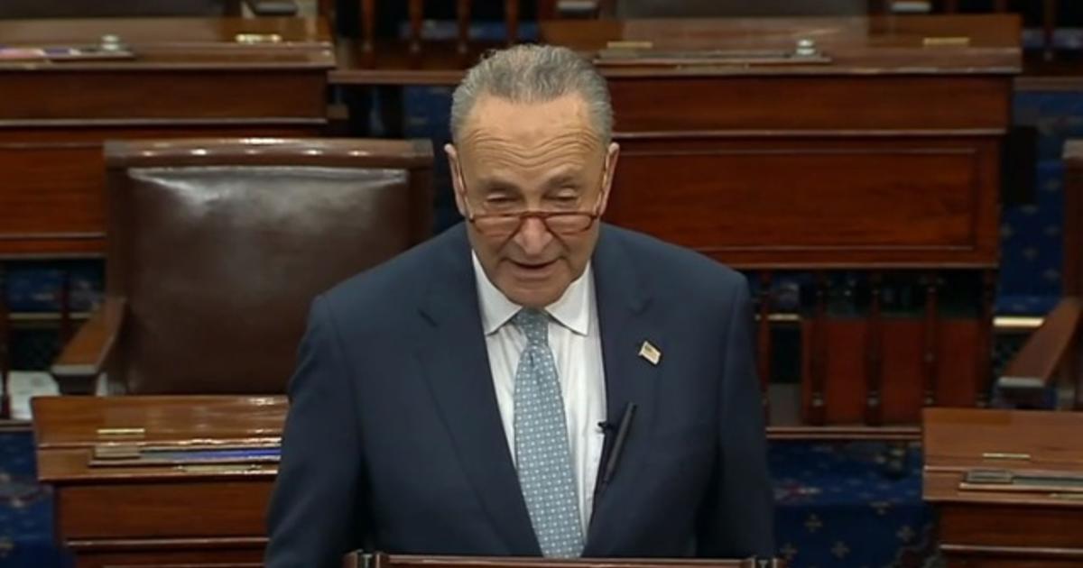 Senate nearing deal on massive coronavirus bill as unemployment claims spike 1