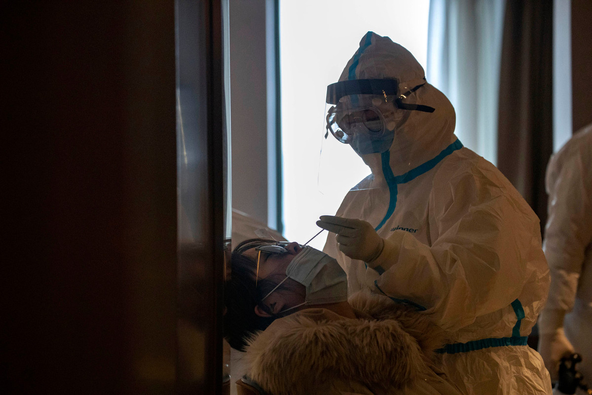 WHO expert warns countries easing coronavirus restrictions to keep guard up 1