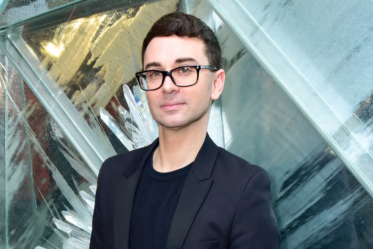 Christian Siriano offers to make face masks for medical workers battling coronavirus 1