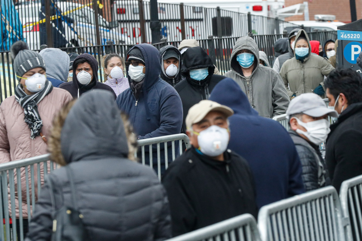 US death toll from coronavirus passes 1,000 1
