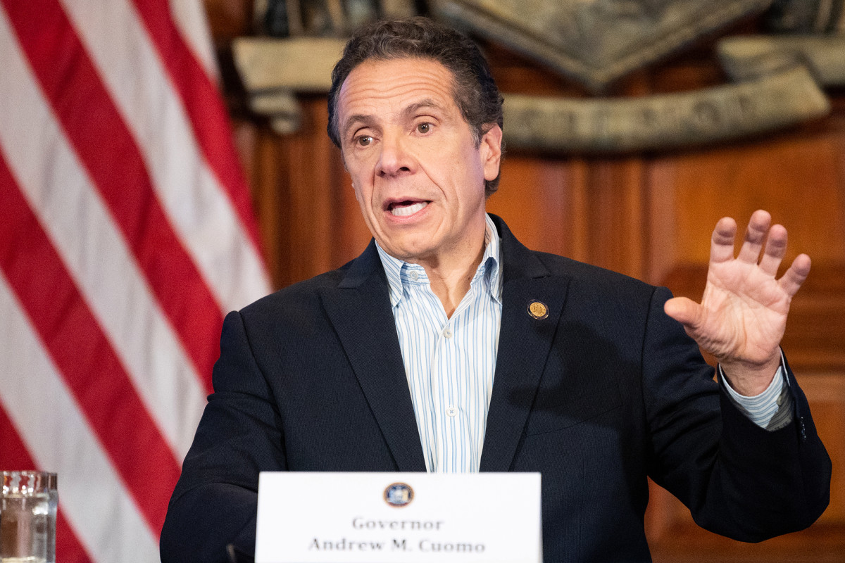 Cuomo fires back at Trump over claim of stolen coronavirus supplies 1