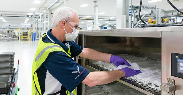 Coronavirus: GM Reopens Idled Michigan Plant to Produce Face Masks 1