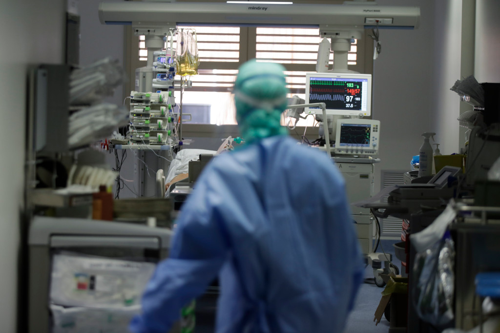Here’s why the coronavirus may be killing more men than women. The US should take note 1