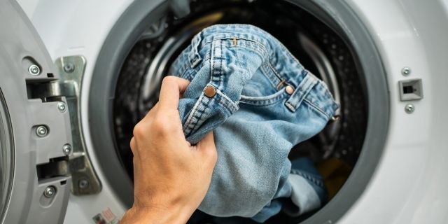Coronavirus and clothes: How to handle laundry during pandemic 1