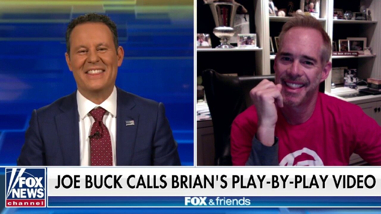 Joe Buck calls home video play-by-plays for charity amid coronavirus outbreak, says he's 'getting a great response' 1