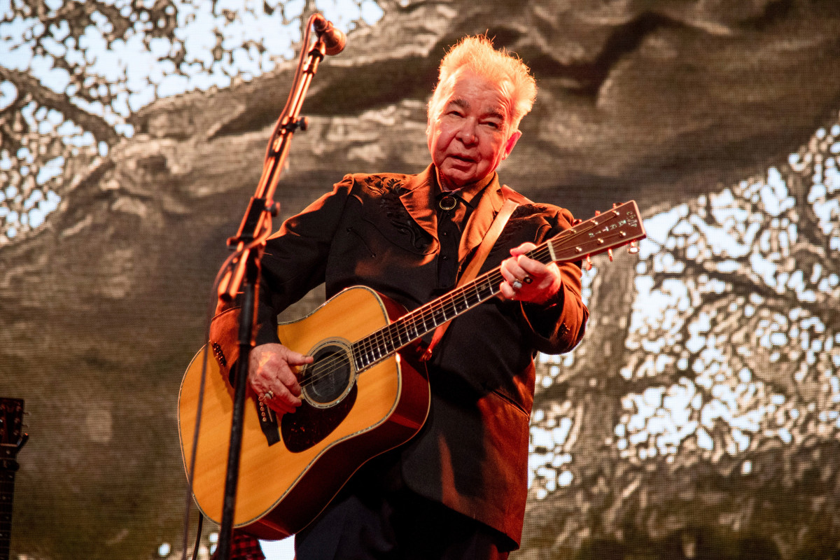 John Prine hospitalized in critical condition with coronavirus symptoms 1