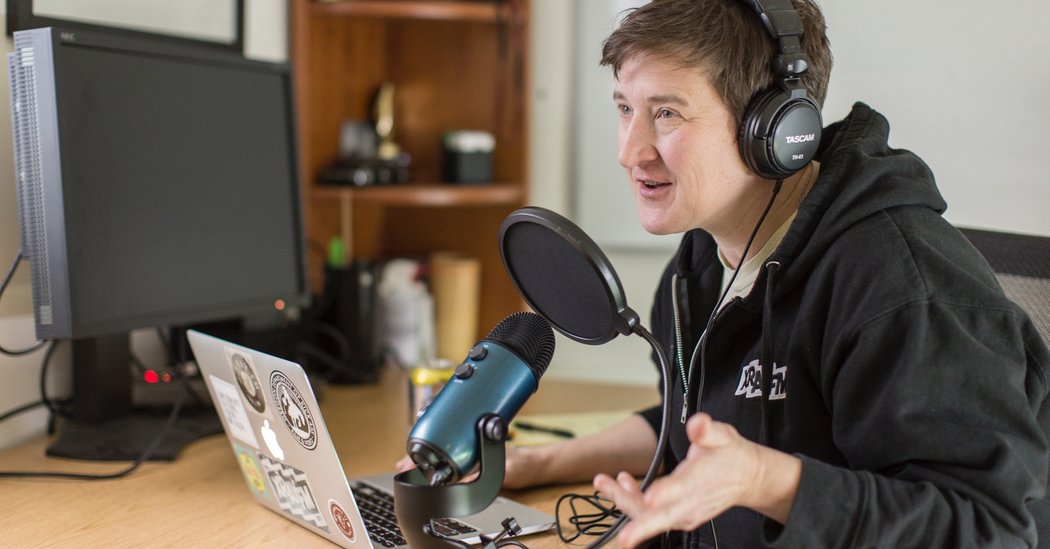 Community Radio Fights to Stay Live (and Weird) Despite Coronavirus 1