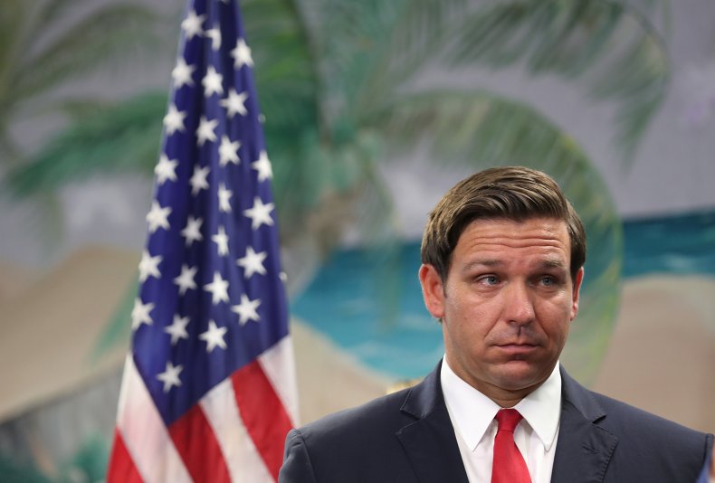 Florida Gov. Calls For People Flying From NYC to Go Under Two Week Quarantine 1