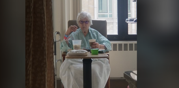 90-year-old woman recovering from coronavirus 1