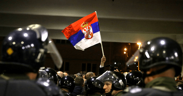 Coronavirus: Serbia Detains 154 for Breaking Curfew, 66 Quarantined in Military Compound 1