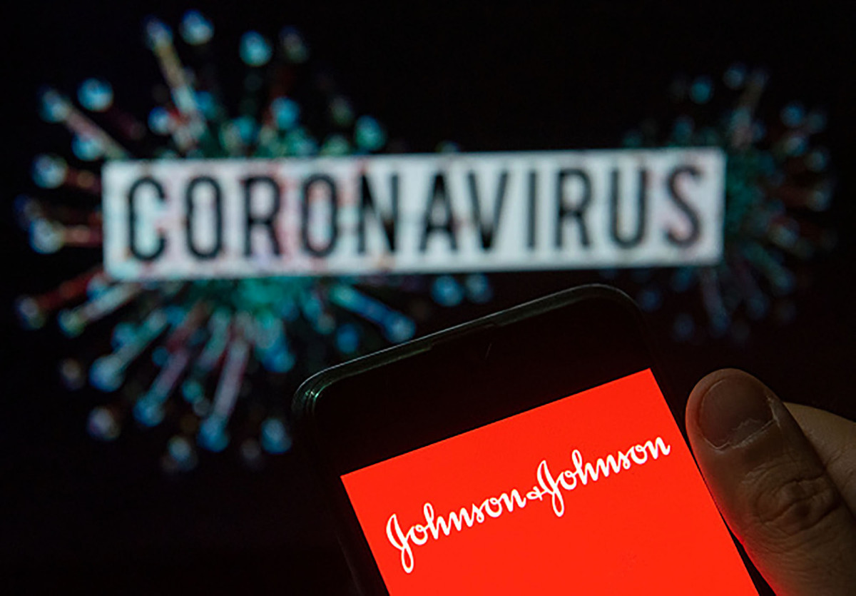 Johnson & Johnson lands $1B government deal to boost coronavirus vaccine capacity 1