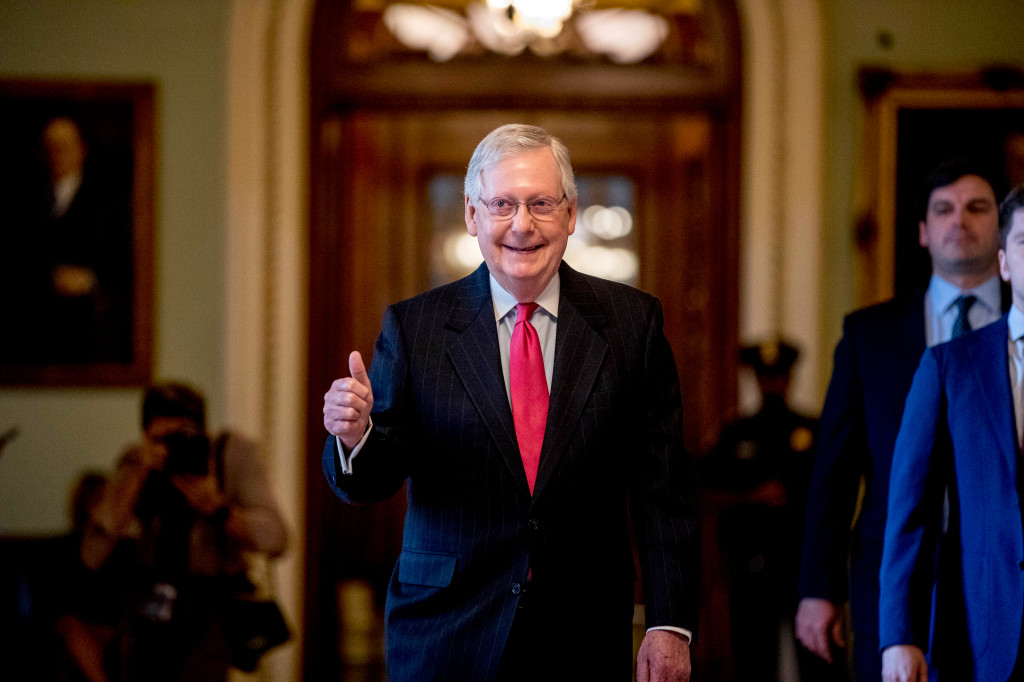 Senate passes $2.2 trillion coronavirus rescue package on unanimous vote 1