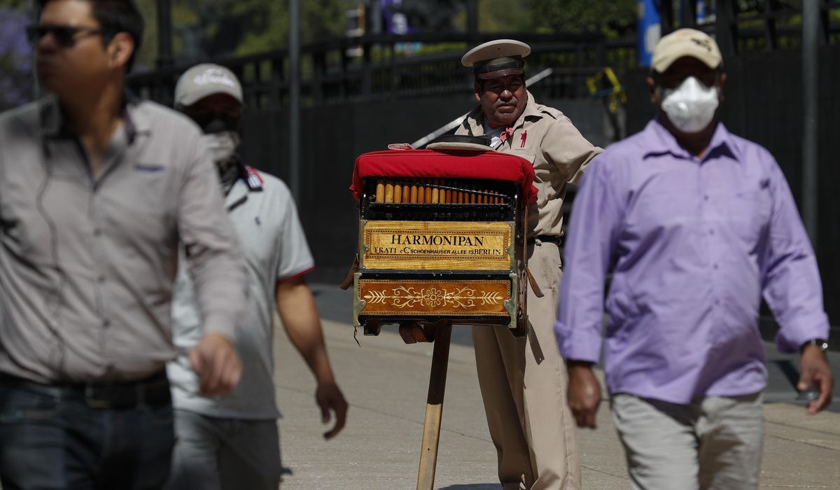 Mexican governor says poor are 'immune' to coronavirus 1