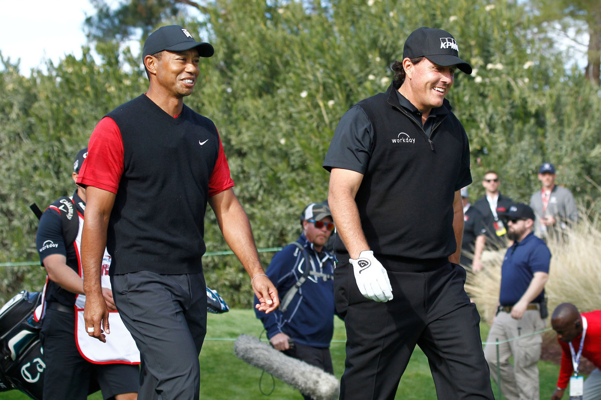 Phil Mickelson hints at Tiger Woods rematch during coronavirus 1