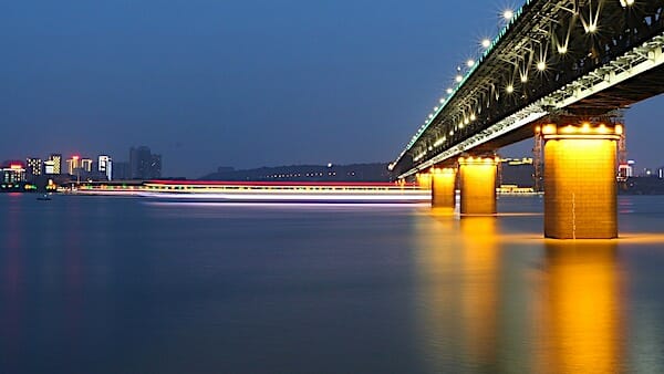 Wuhan goes 24 hours without new coronavirus case 1