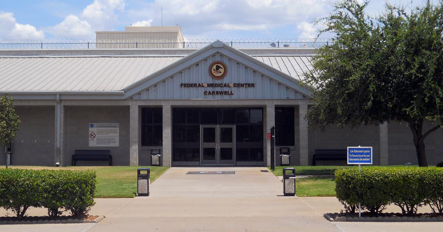 Prisoner With Coronavirus Dies After Giving Birth While on
Ventilator 1