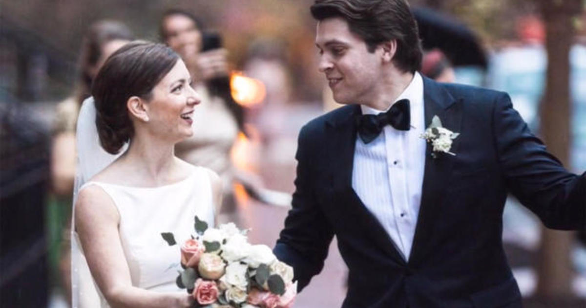 Couple gets creative to have wedding amid coronavirus pandemic 1