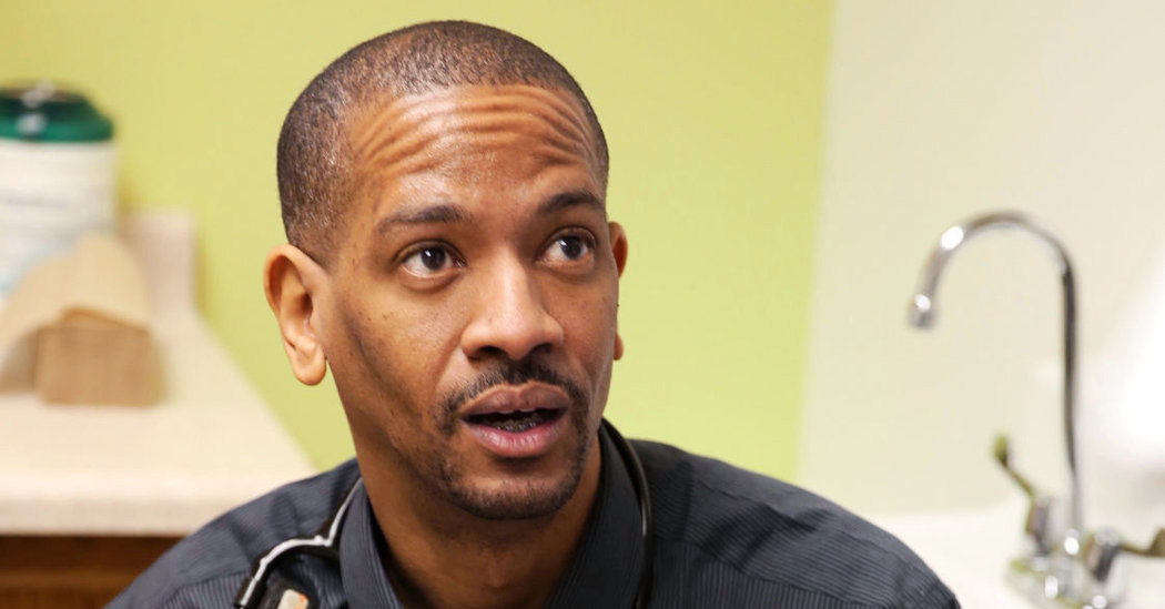 He’s Overseeing a City’s Coronavirus Response, Even as He
Fights It Himself 1