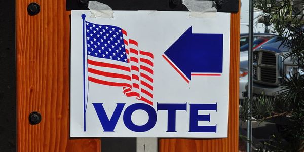 Experts surprised to find no evidence of COVID-19 spike from
Wisconsin's in-person voting 1